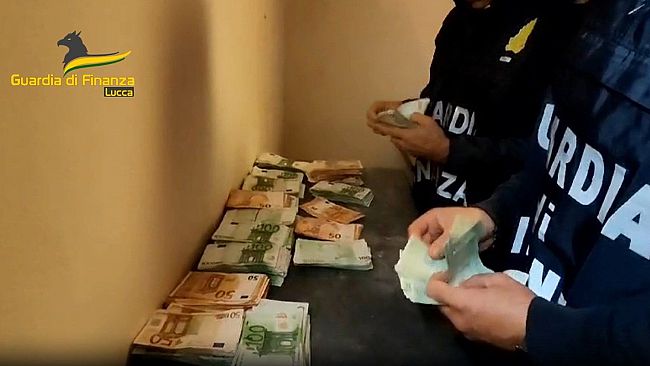 Lucca: scommesse illegali su eventi sportivi per € 50 milioni