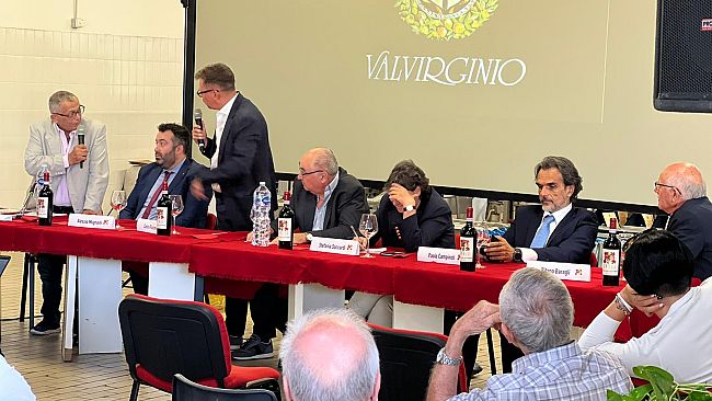 Vino: i 50 anni della Cantina Sociale Colli Fiorentini