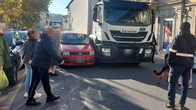 Incidente stamani al Galluzzo, lunghe code