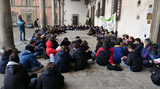 School Strike Castelnuovo in piazza SS. Annunziata