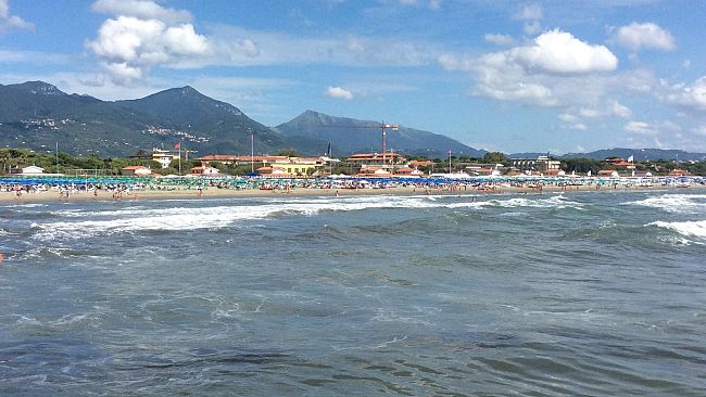 Partita la campagna per allungare l'estate in Toscana