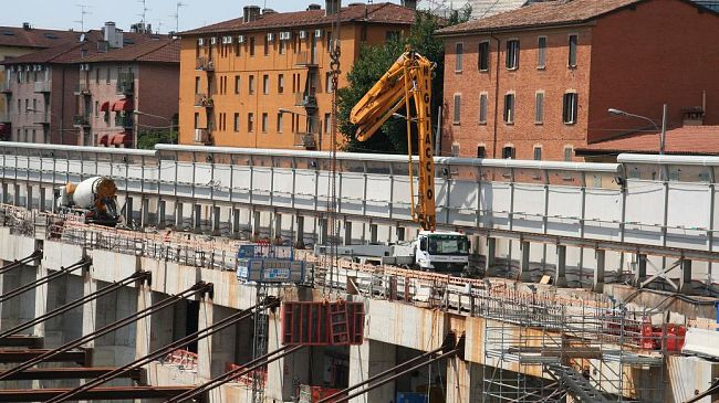 Tav e Foster, Firenze come Bologna? Via Carracci, una scuola di vita (Foto)