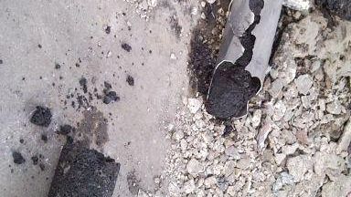 Indiano: accatastati pannelli in cemento