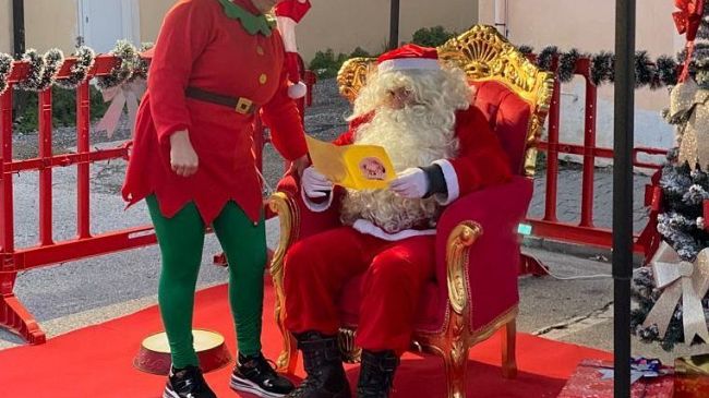 In centro a Pisa e a Tirrenia arriva... Babbo Natale!