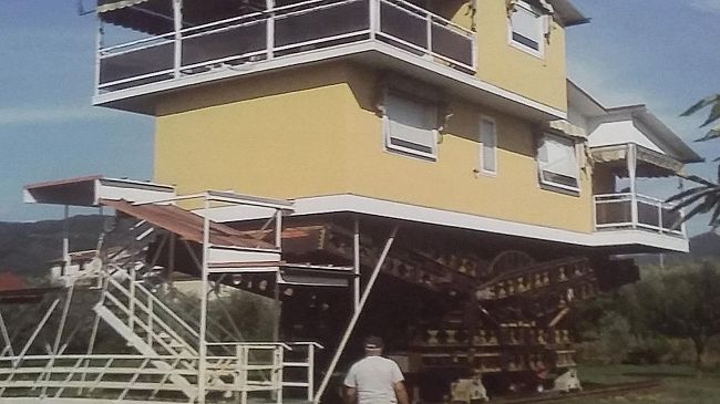 Facciamola stravagante