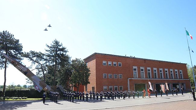 Stamani la cerimonia di Giuramento della Scuola Douhet