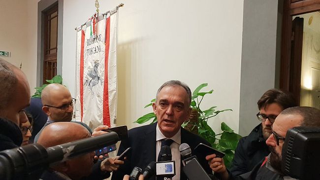 Vendita per asporto in Toscana da venerdì 24 aprile: ecco l'ordinanza