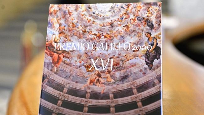 Premio Galileo 2000: alla Pergola Tim Robbins e Paolo Conte per la pace nel mondo
