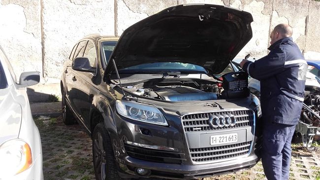 Abbandona lo scooter dopo un incidente e poi ne denuncia il furto: scoperto e denunciato