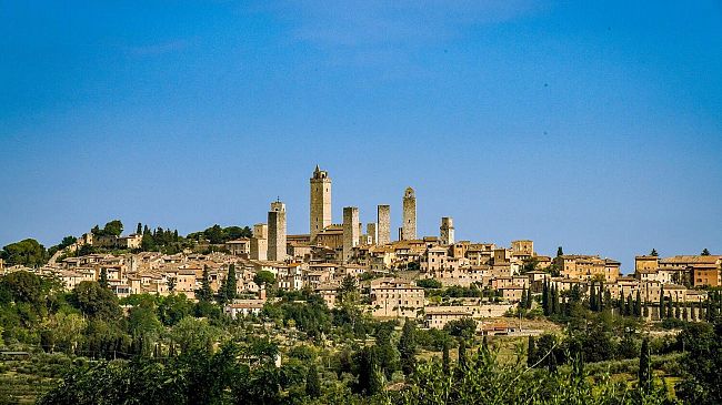 Borghi più ricercati online: la Toscana nella Top10 con San Gimignano