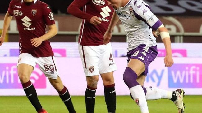 A Torino i viola pareggiano ma rischiano di vincere