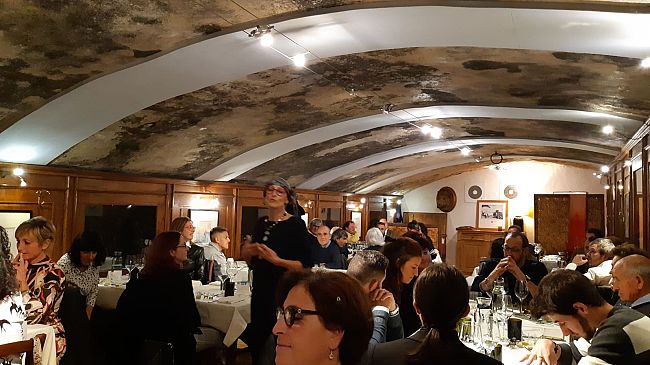 A cena a villa le Corti
