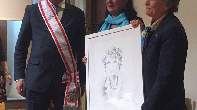 Omaggio a Dacia Maraini: riconoscimento della Toscana alla donna e all'artista