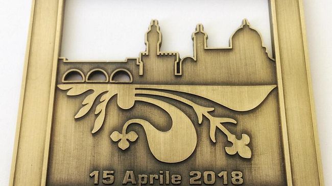 Annunciata la medaglia della XXXV edizione dell'Half Marathon Firenze Vivicittà