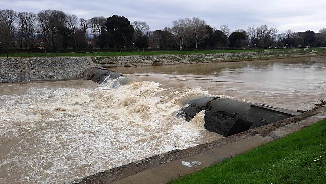 Energia elettrica dall’Arno, in funzione la briglia dell’Isolotto