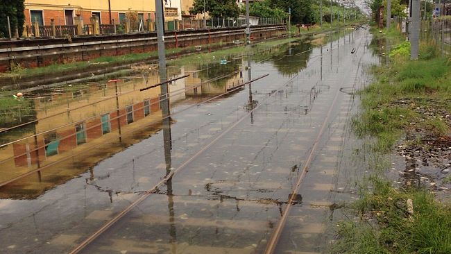 Pisa: in 3 ore 5 milioni di metri cubi d'acqua, allerta gialla fino alle 6 di domani