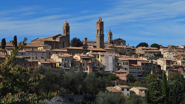Montalcino chiede il titolo di Città