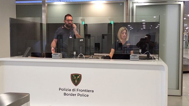 In Italia con documenti falsi: due turchi arrestati a Firenze