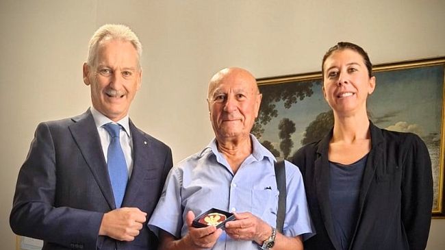 Il gioielliere rapinato, legato e imbavagliato ringrazia la Polizia