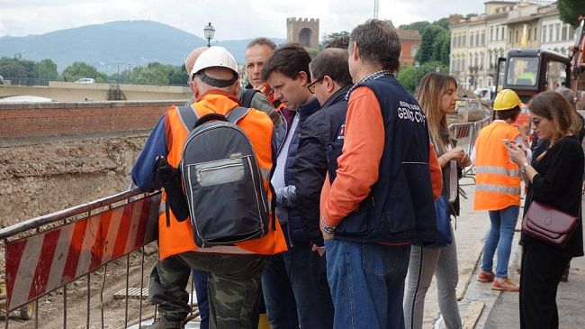 Polemica sui cantieri in Lungarno Torrigiani: Giorgetti risponde