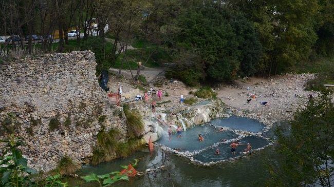 Petriolo: a rischio il complesso termale