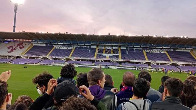 Fiorentina, allenamento aperto con il Seravezza Pozzi