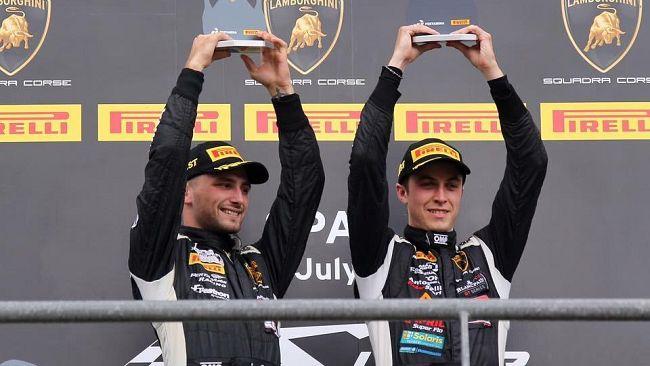 Lamborghini Super Trofeo Europa: 2^ vittoria di fila per Mikaël Grenier e Loris Spinelli a Spa