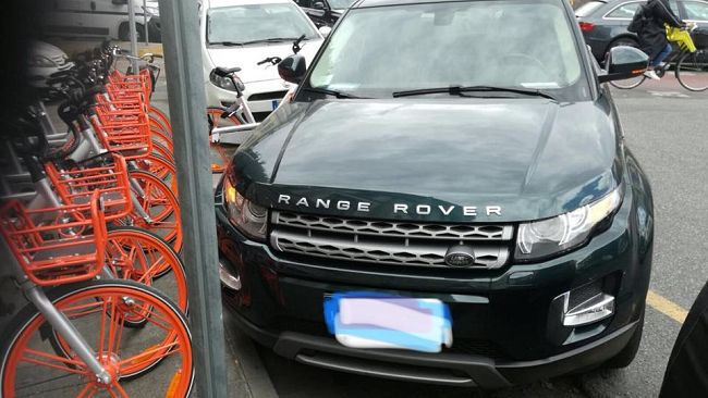 Bike Sharing sfrattato dalla strada: il male della mobilità fiorentina