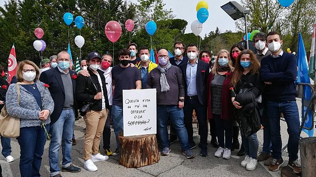 Cementificio Testi, prosegue il presidio permanente