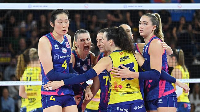 Volley: Pegaso d'Oro alla Savino Del Bene Scandicci