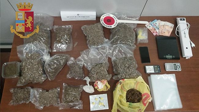 Tre chili di droga in un appartamento a Novoli