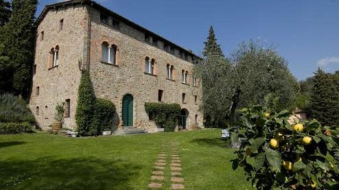 ​Venduta Villa Mammoli: era di Umberto Veronesi