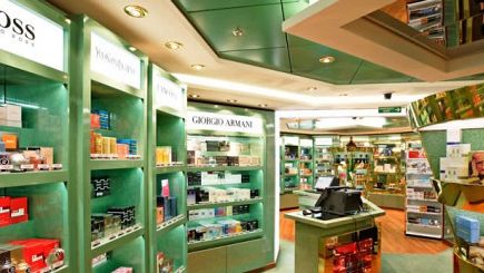 Ruba uno zaino in Santo Spirito: arrestata