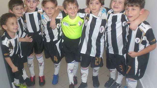 Primi calci ad un pallone: i sogni dei bimbi del Marciano