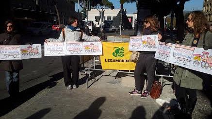 A Firenze un blitz di mobilitazione per sostenere i diritti dei pendolari