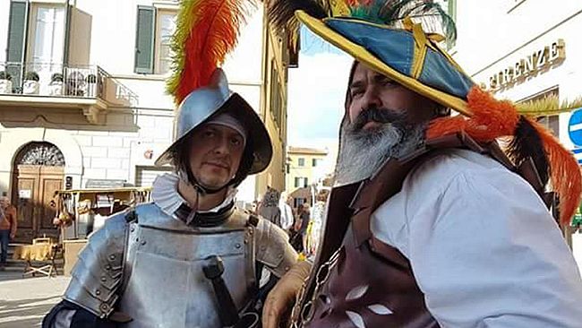 A primavera fioriscono i mercatini in città