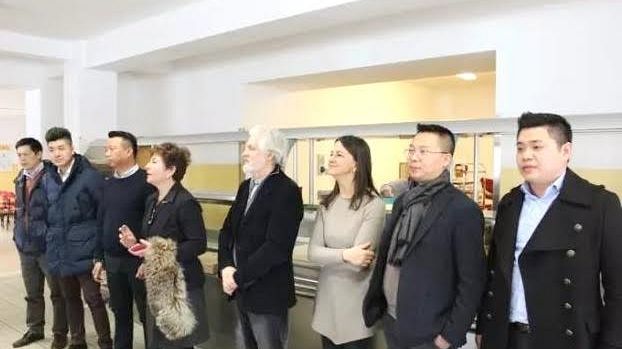 Computer tornano in classe grazie agli imprenditori cinesi