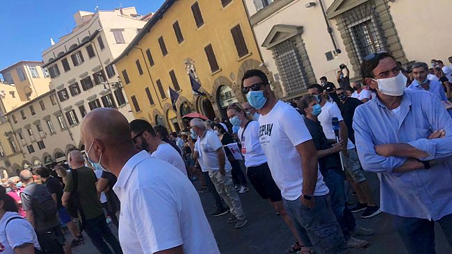 Commercio, turismo, tassisti, ristorazione: in 500 chiedono meno burocrazia e meno tasse