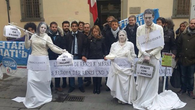 Vertice Renzi Merkel, Flash Mob con Giorgia Meloni