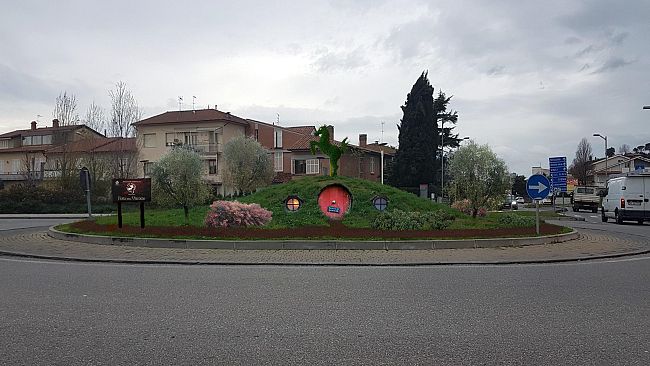 Vinci: una rotatoria intitolata a Tolkien