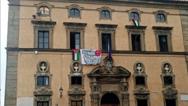 Lunedì 11 dicembre: Liceo Machiavelli Capponi occupato