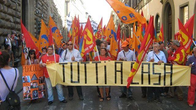Sciopero Generale, 24 ore di Stop, toscani in Santa Maria Novella