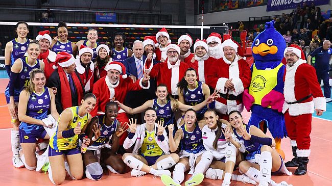 Volley Donne: Scandicci brinda in Coppa, battute le turche