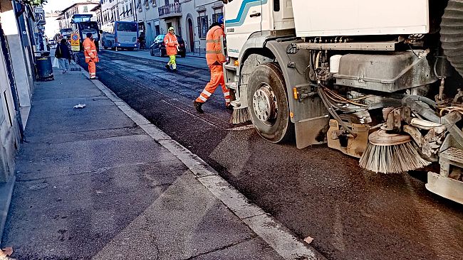 Nuovo asfalto in via Benedetto Fortini