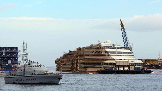 Concordia, decide l'armatore, Toscana presa in giro?