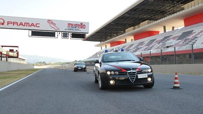 Autodromo del Mugello: guida veloce e sicura per l'Arma dei Carabinieri
