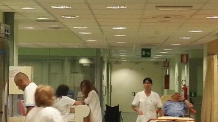 Anziana coppia 37 ore al pronto soccorso di Livorno: l'Asl si scusa