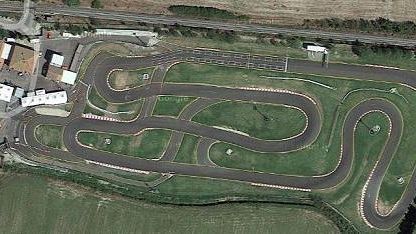 Palio di Siena in Go Kart, i fantini si mettono al volante