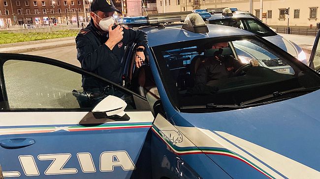 Controlli della Polizia di Stato alla Stazione Santa Maria Novella