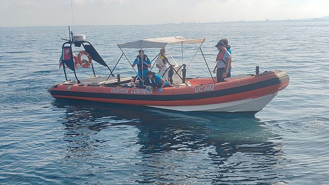 Lucy e Cristina tartarughe felici, hanno ripreso il mare